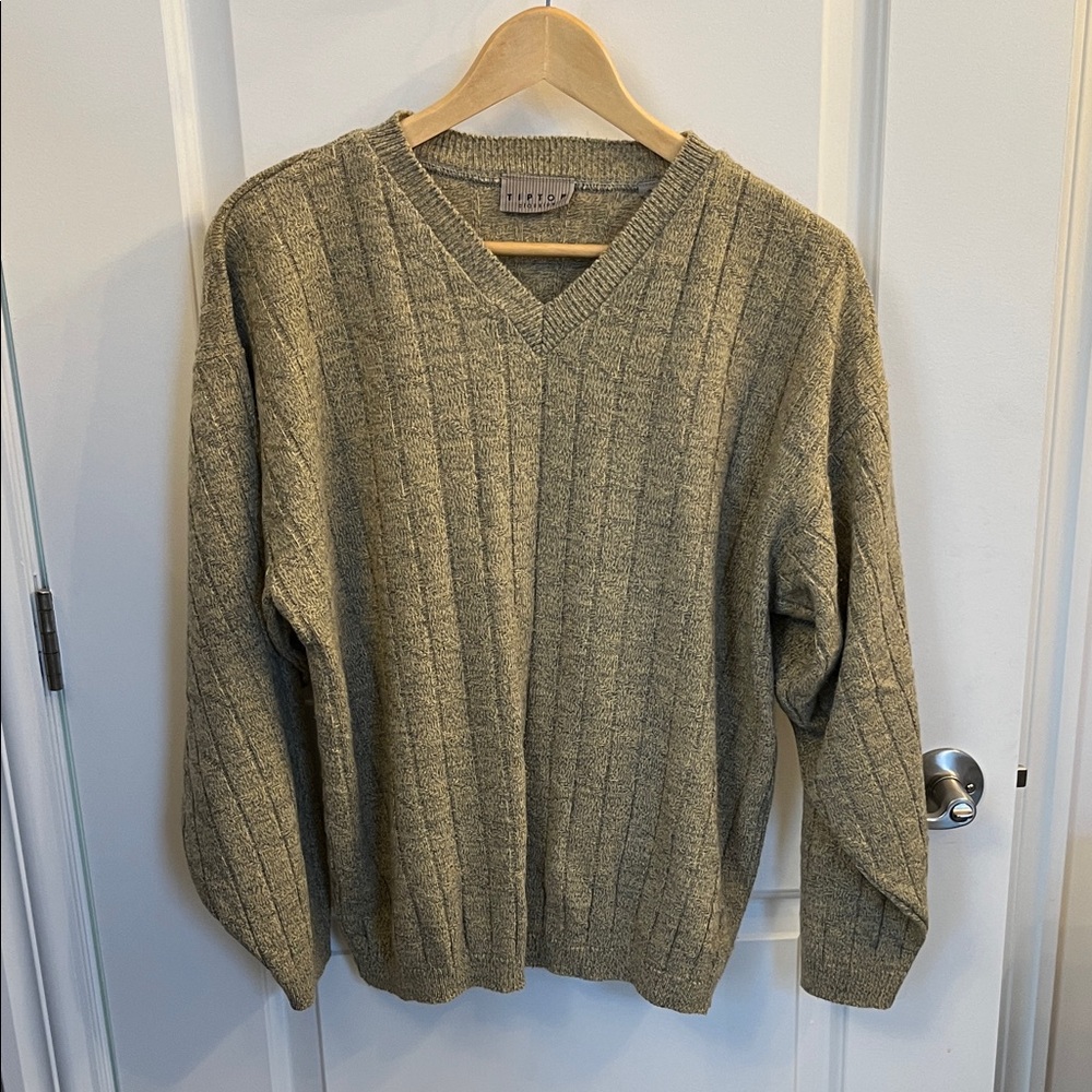 Vintage Top Top Men's Khaki V-Neck Sweater
